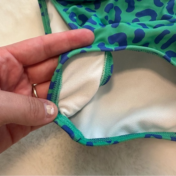 Mini Boden | EUC - Leopard Print Long Sleeve One Piece - Size 5/6 - Zip Front - Picture 5 of 5